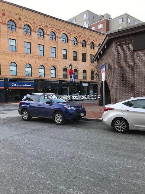 Building Photo - 17-19-19 Washington St