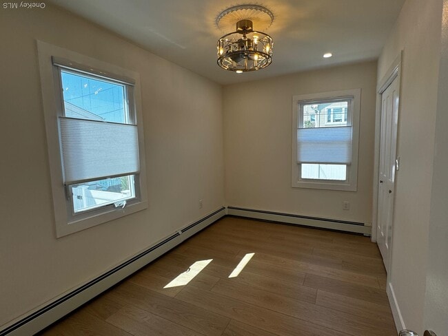 Building Photo - 253 W Market St