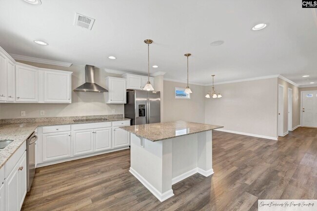 Building Photo - 57 Brazilian Dr