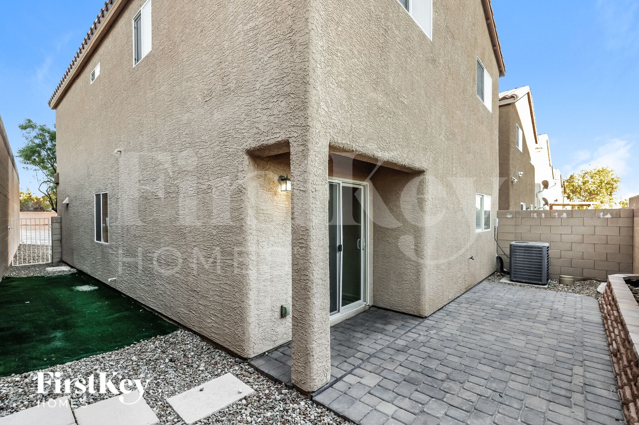 Building Photo - 8297 Oliver Twist Ln