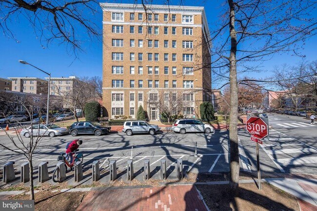 Building Photo - 1621 T St NW