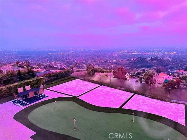 Building Photo - 1232 Inspiration