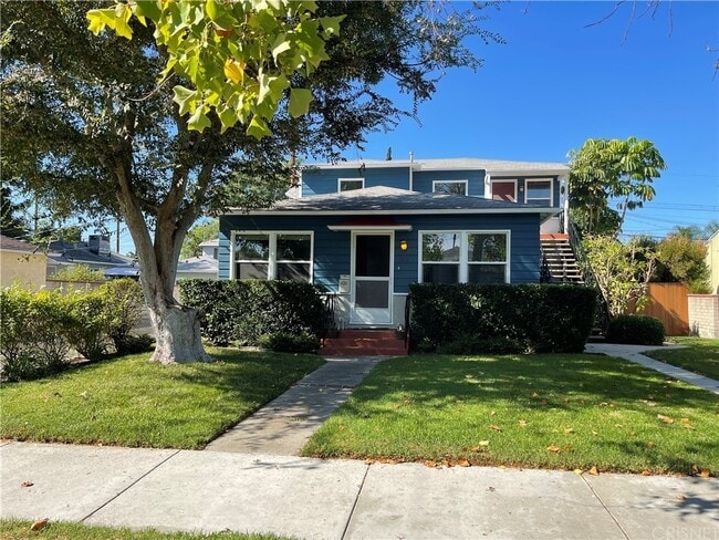 Building Photo - 1211 N Kenwood St