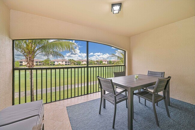 Building Photo - **2 + Den Condo - 1 Car garage - Fully Furnished - Short Term Lease (5.11 - 11.30) **