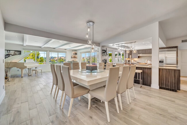 Building Photo - 22374 Algunas Rd