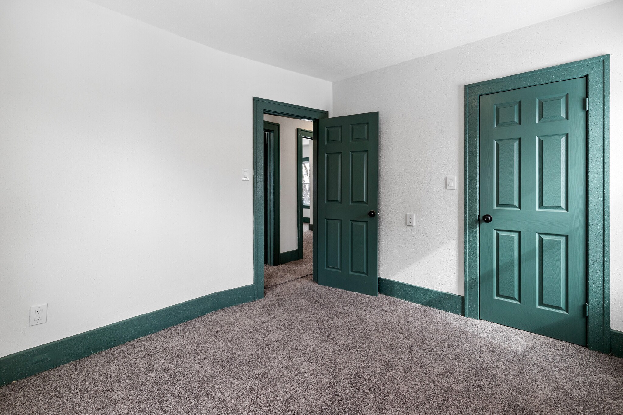 Building Photo - 4767 Sturtevant St