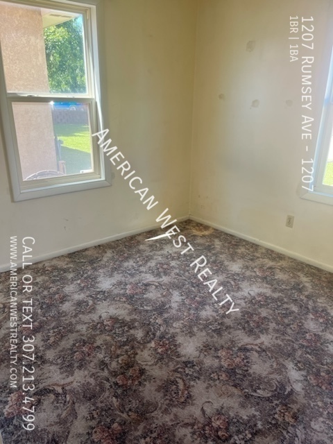 Building Photo - 1207 Rumsey Ave