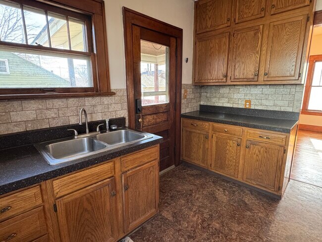 Building Photo - 2207 Wilkes Ave