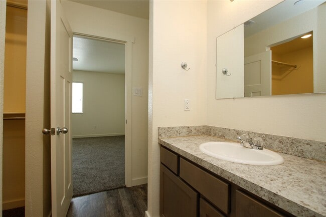 Building Photo - 21155 Gosling Rd