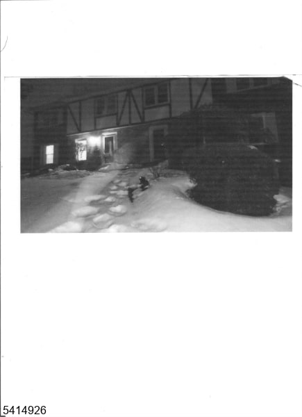 Building Photo - 822 Pompton Ave