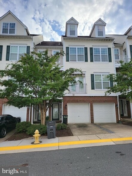Building Photo - 13945 Hollow Wind Way