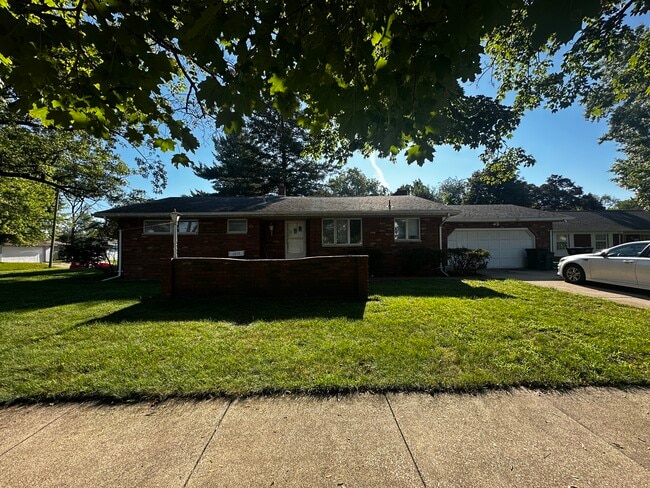 Primary Photo - 1010 S 26th St