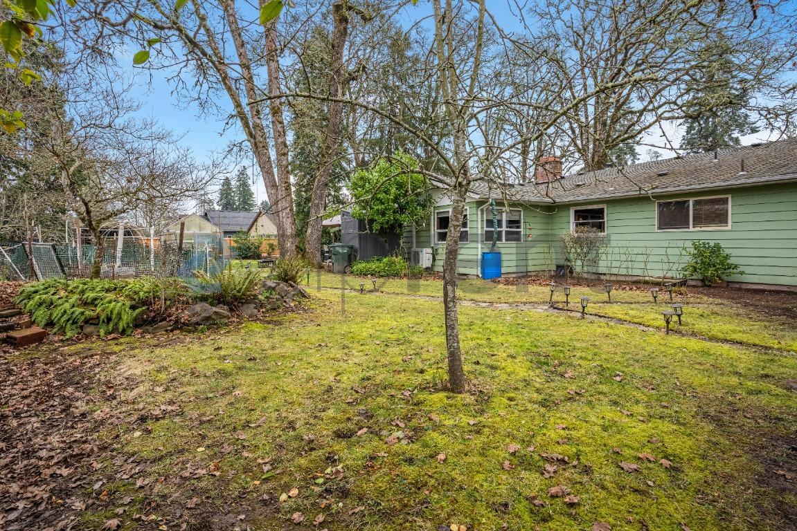 Building Photo - 1865 Brookside Ave NW