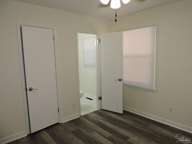 Building Photo - 3485 Rothschild Dr