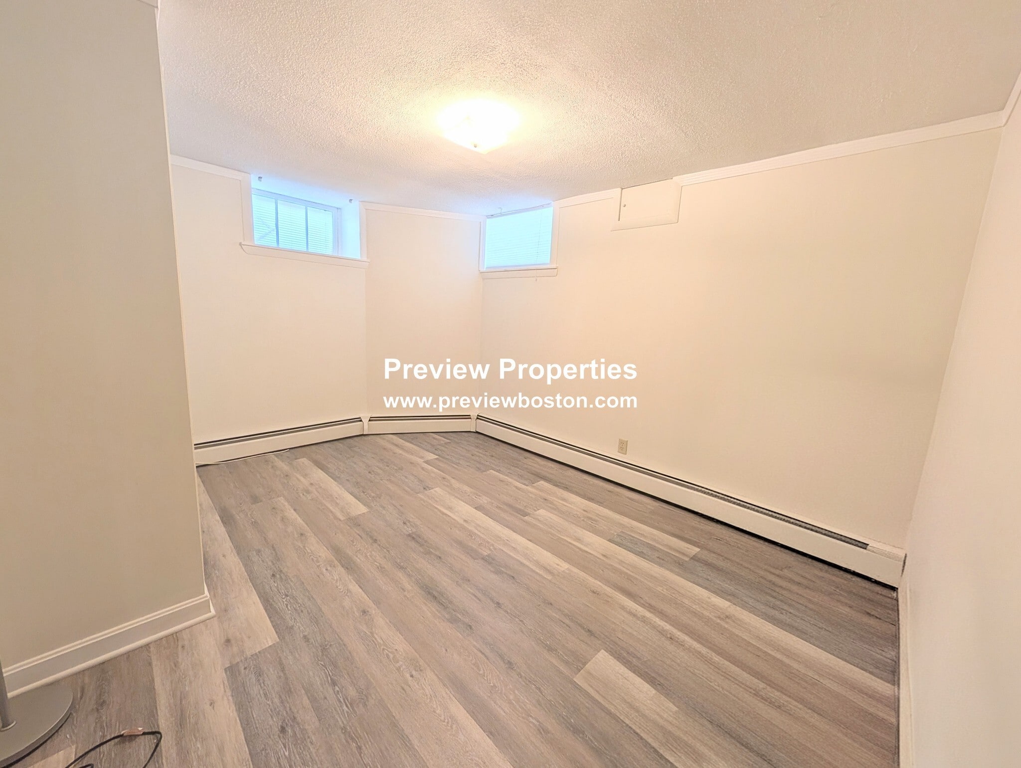 Building Photo - 17 Matchett St