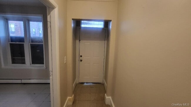 Building Photo - 212 Church St