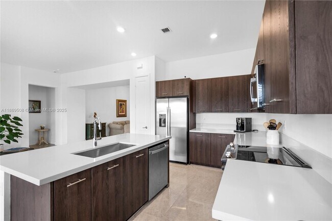 Building Photo - 4538 SW 173rd Ave