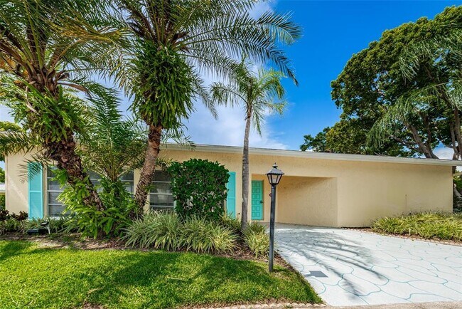Building Photo - 2465 Northside Dr
