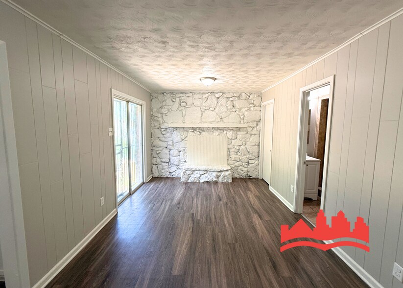 Building Photo - Fresh Rehab!