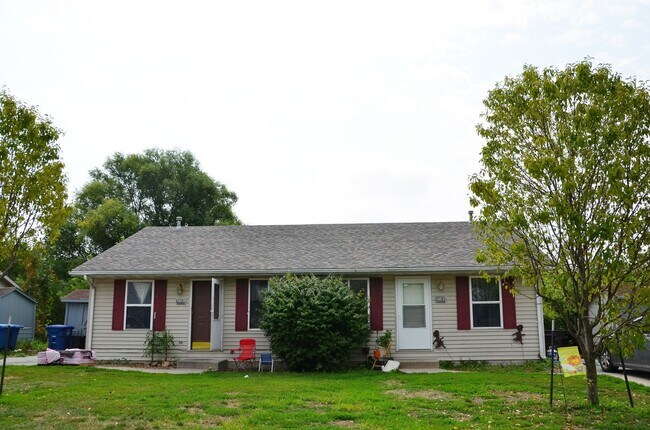 Primary Photo - 3101 SE 17th St