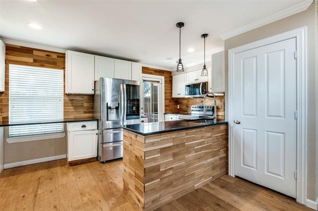 Building Photo - 4703 Bradford Dr