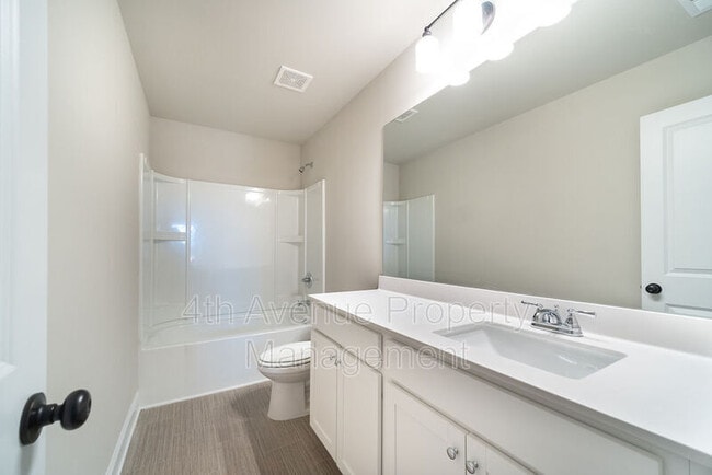 Building Photo - 417 Hudson Cove Trl
