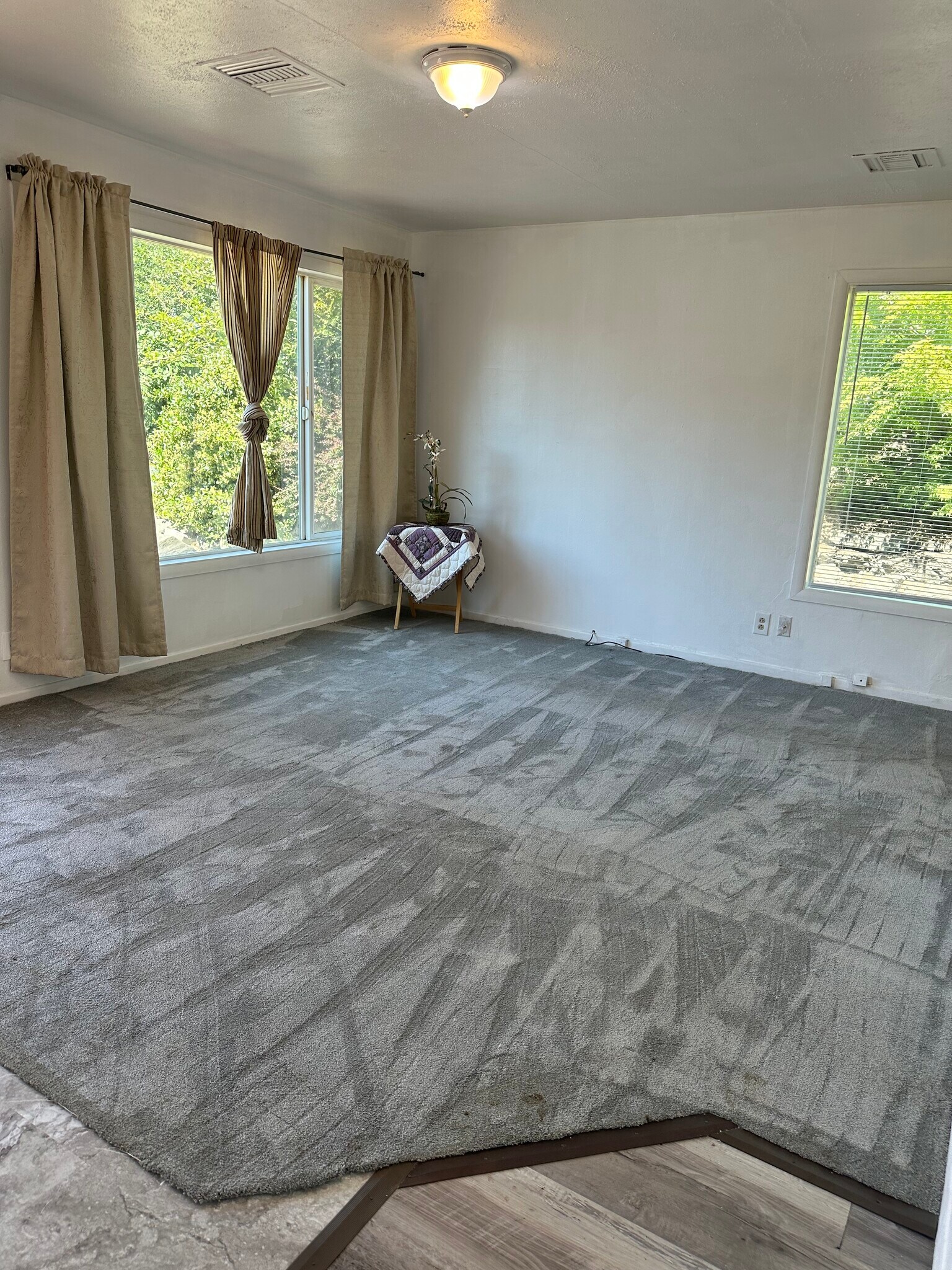 Building Photo - 755 NW 5th St