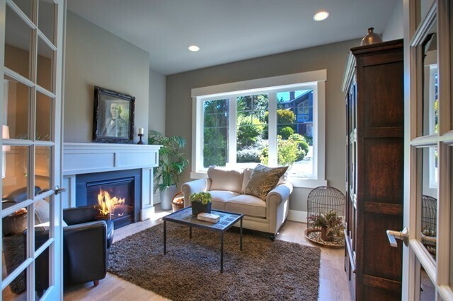 Building Photo - Beautiful 5 Bed 5.5 Bath Home in Mercer Is...