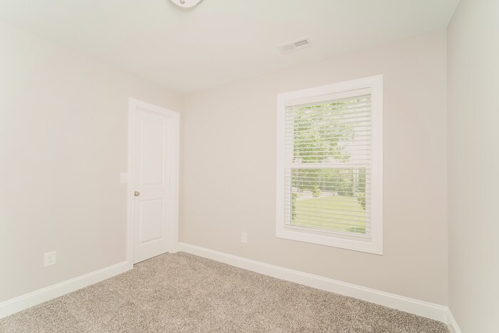 Building Photo - 8610 North Dr