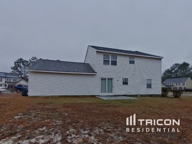 Building Photo - 205 Sagamare Rd