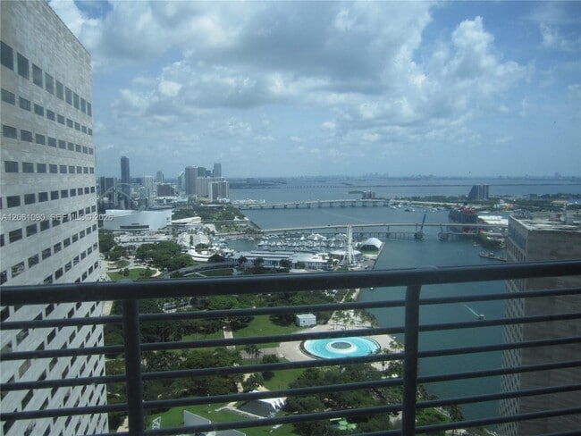 Building Photo - 325 S Biscayne Blvd