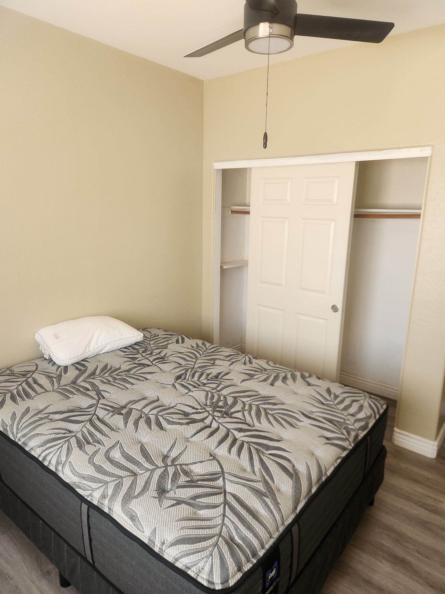 Bedroom 2 - 5910 S Colonial Way