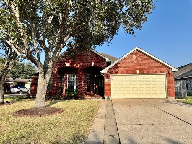 Building Photo - 2604 Hidden Creek Dr