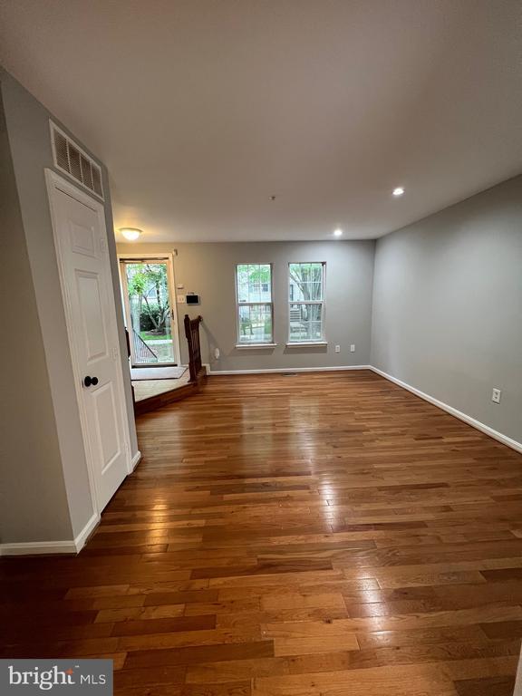 Primary Photo - 3104 Dynasty Dr