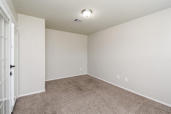 Building Photo - 4602 Tuscan Lily Dr