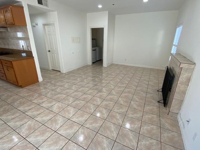 Building Photo - Pasatiempo 4 Bedroom Home