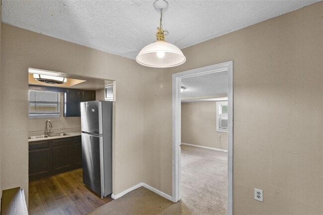 Building Photo - 33 N Normandale Ave