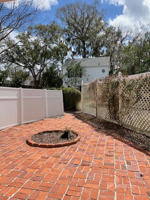 Building Photo - 344 E Pennsylvania Ave