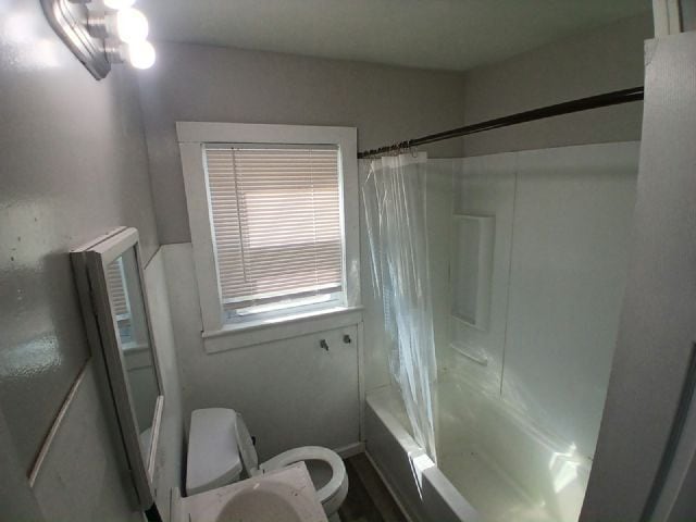 Building Photo - 125 Delsea Dr