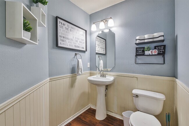 Building Photo - 11735 Pebble Sands Dr