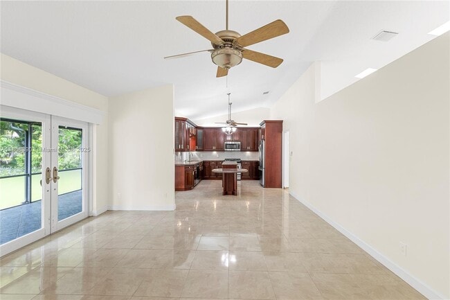 Building Photo - 15800 Surrey Cir