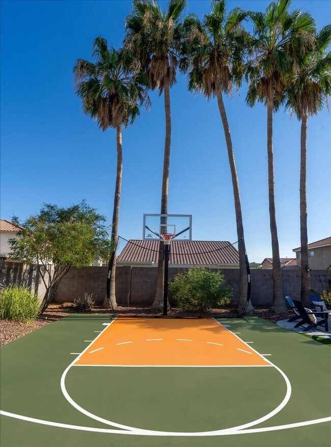 Building Photo - 10617 W Adela Dr.