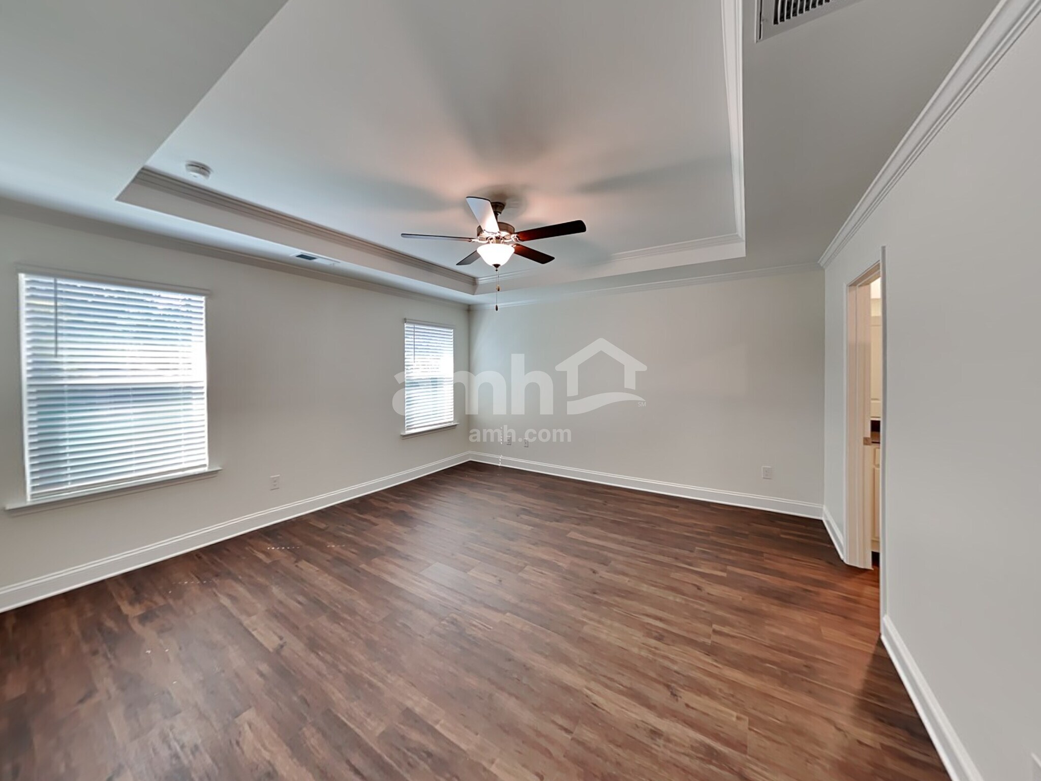 Building Photo - 556 Rivermist Dr
