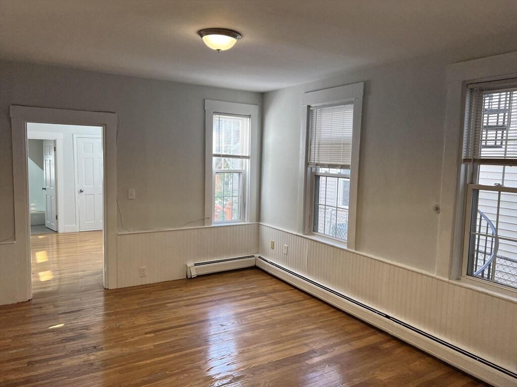Building Photo - 160 Dorchester St