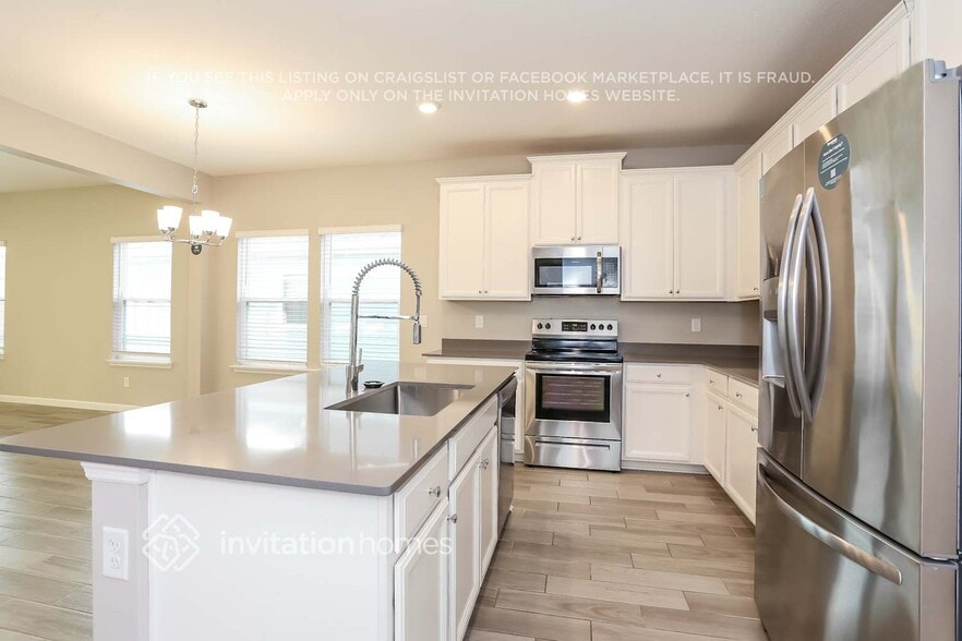 Building Photo - 7936 Thyme Trl