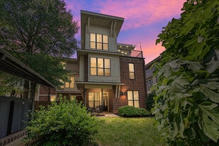 Building Photo - 956 Warren Burgess Ln