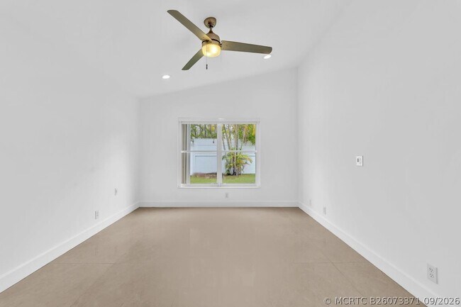 Building Photo - 3307 SW 49th St