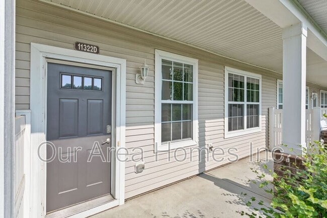 Building Photo - 11322 Aberdeen Cir NE