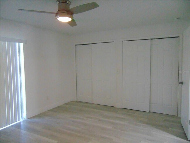 Building Photo - 9119 Tudor Dr