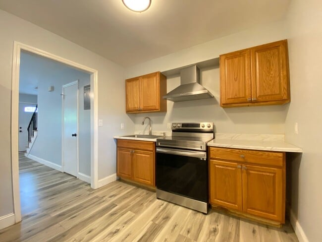 Building Photo - 331 Vineyard Park Ct